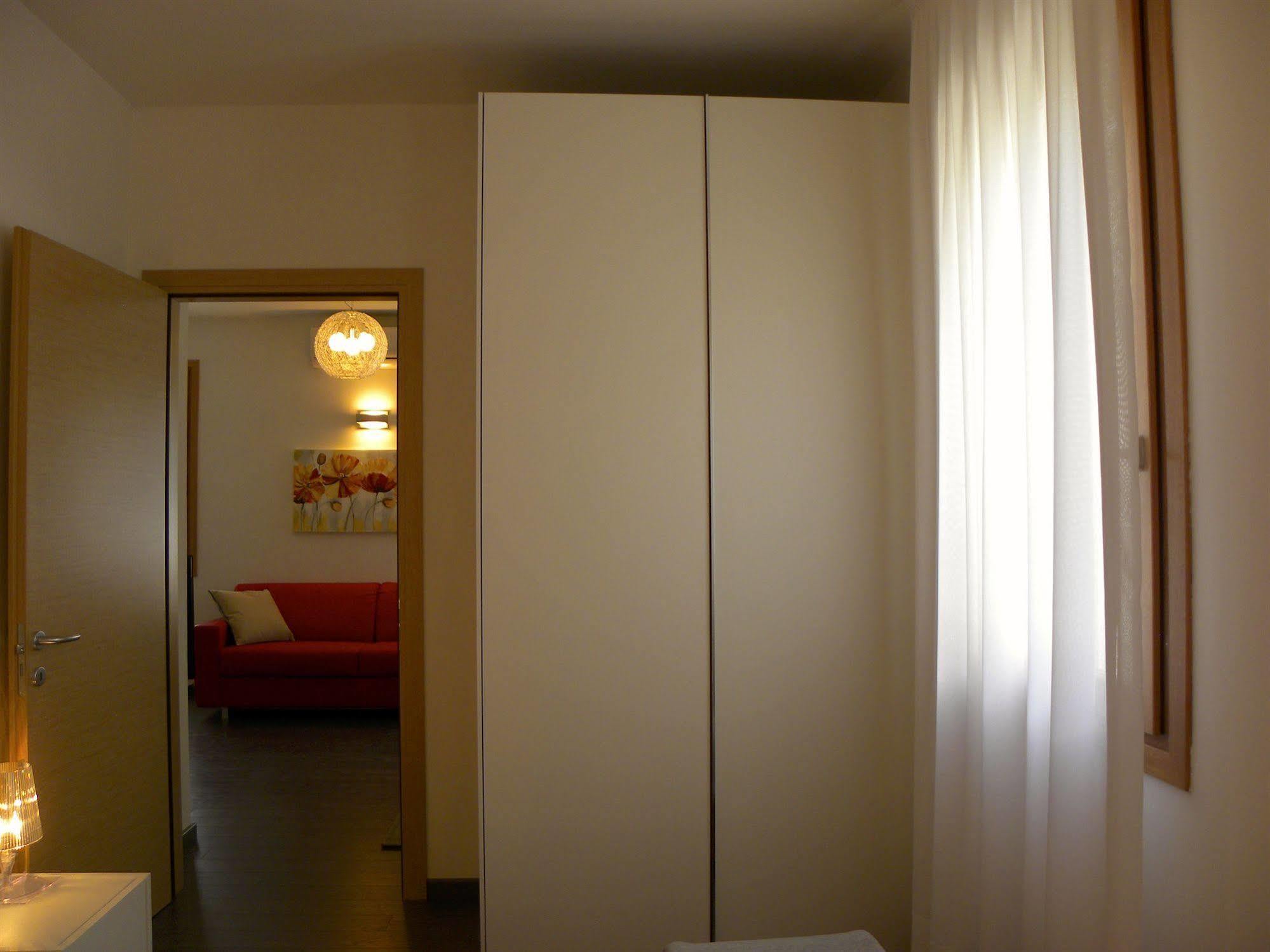 מסטרה Venice Apartments Dante מראה חיצוני תמונה
