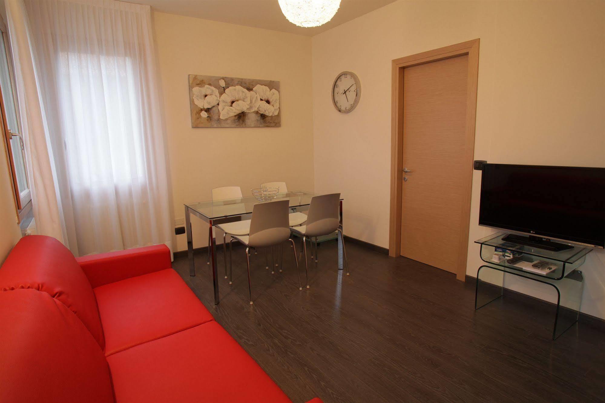 מסטרה Venice Apartments Dante מראה חיצוני תמונה